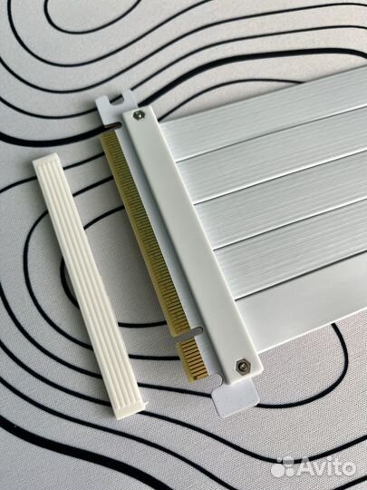 Белый Райзер pcie 4.0 (25 см 90 градусов)