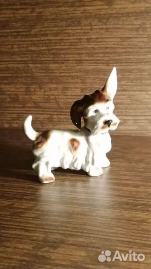 Статуэтка собака