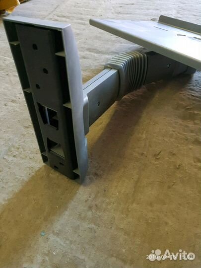 Кронштейн под телевизор 400*250