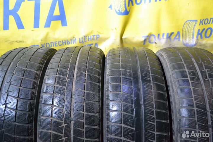Bridgestone Blizzak Revo GZ 215/60 R17