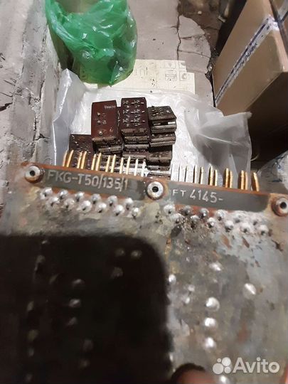 Контакты, радиодетали, часы (лом Au, аффинаж )