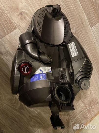 Пылесос Dyson DC29