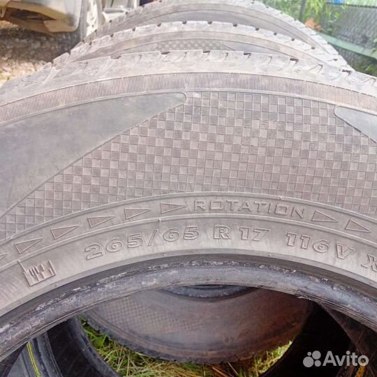 Nokian Tyres NRVi 265/65 R17 116S