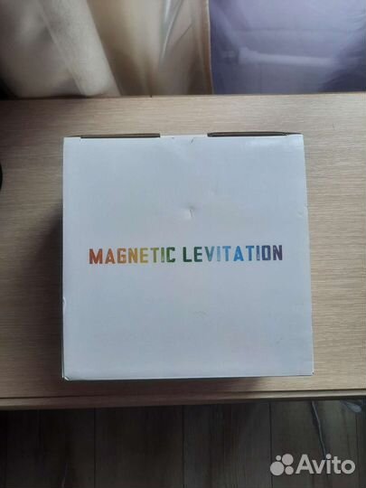 Фоторамка левитирующая