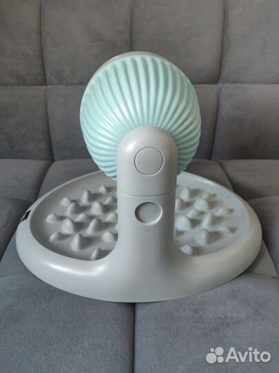 Кормушка игрушка для кошек и собак