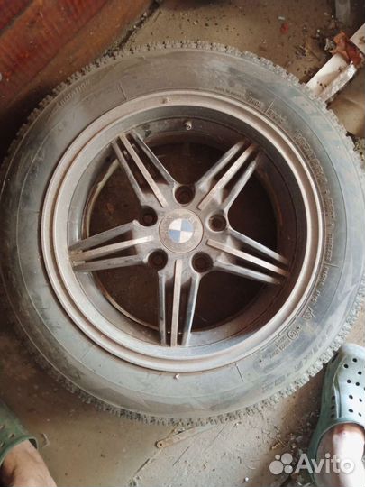 Bridgestone Blizzak DM-V2 185/65 R15