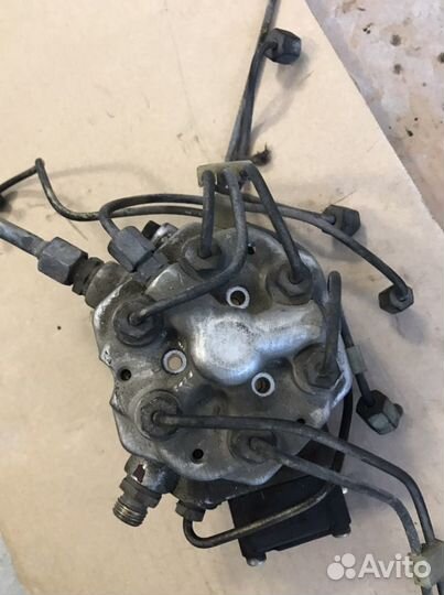 Регулятор давления топлива Мерседес W124(969)