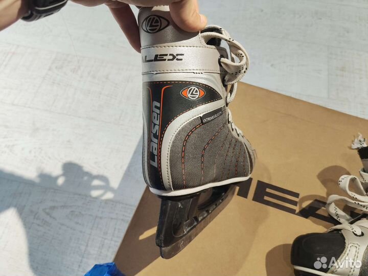 Коньки хоккейные 34