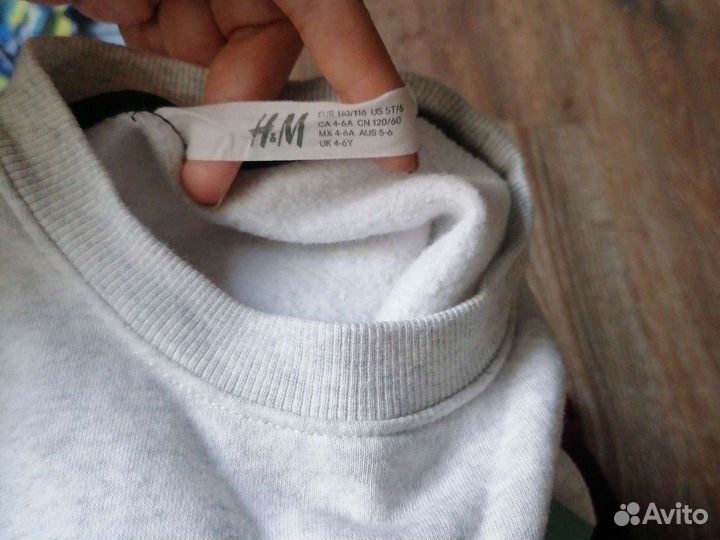 Свитшот hm для мальчика110