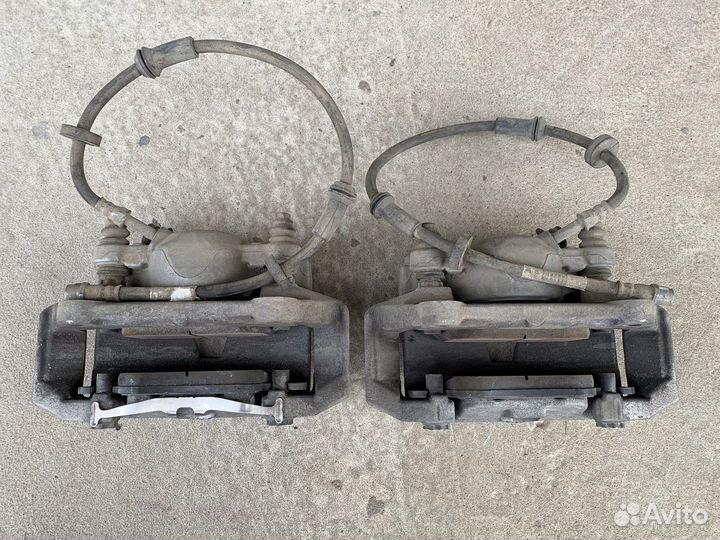 Суппорт передний Audi a6 c7