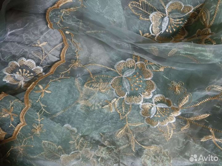 Шторы тюль белая 5 м на 2.3 и фисташка 3м на 2.45м