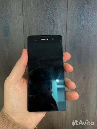 Sony Xperia E5, 16 ГБ