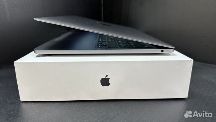 MacBook Pro 13 2021 M1 16/256 Идеал