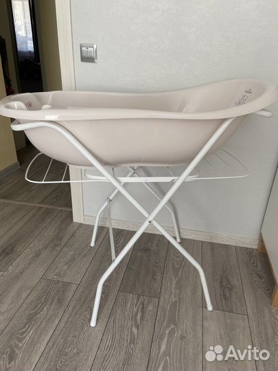 Ванночка детская с подставкой и горкой