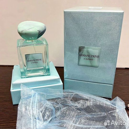 Armani Prive A Milano, 100 m