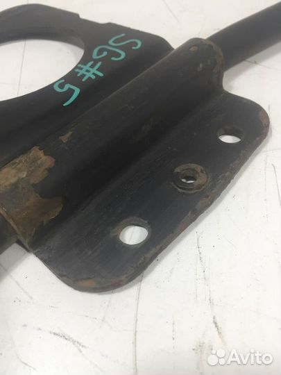 Распорка переднего подрамника