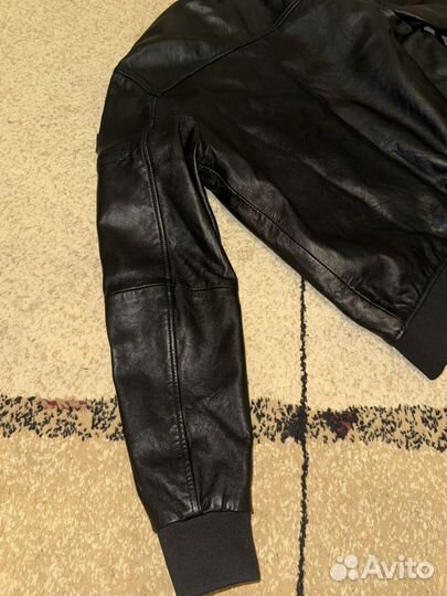 Кожаная куртка мужская uf4m