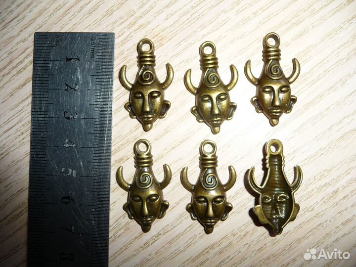 Бусины, бисер, фурнитура