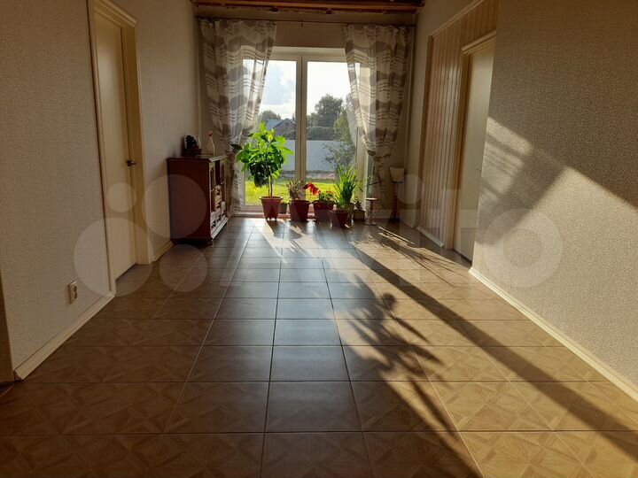 Дом 234 м² на участке 17 сот.