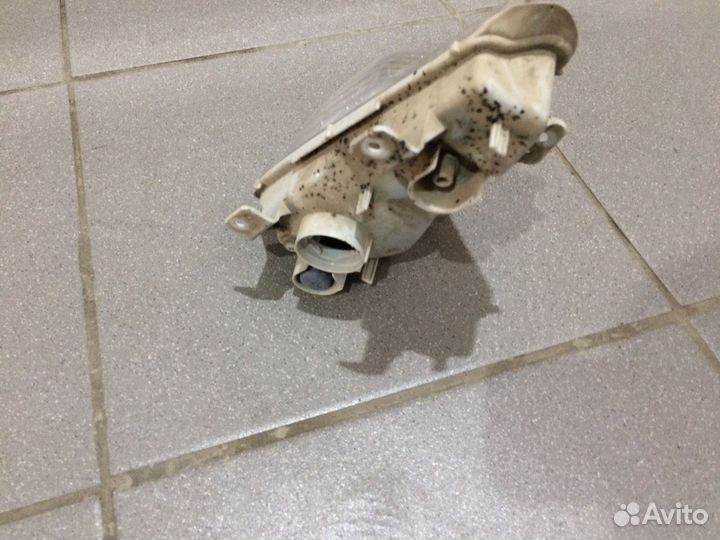 Указатель поворота левый toyota Camry V50 2011)