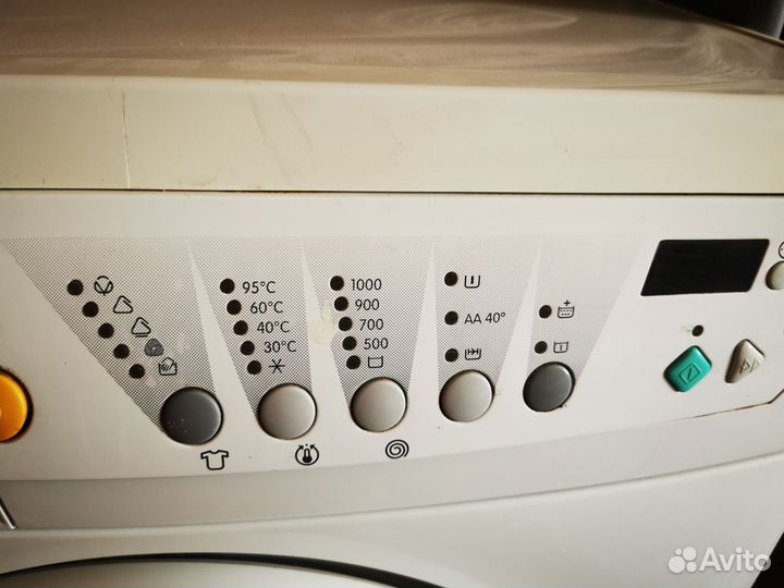 Стиральная машина б/у Zanusi. Надёжная