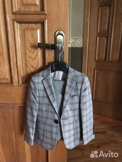 Школьный костюм