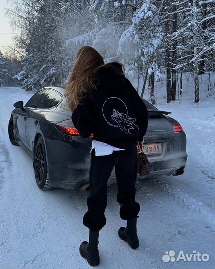 Спортивный костюм