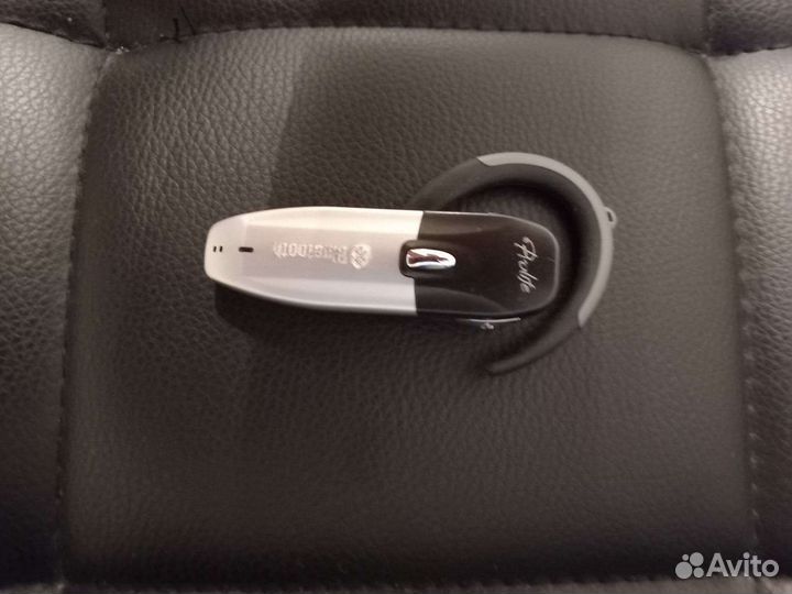 Bluetooth гарнитура
