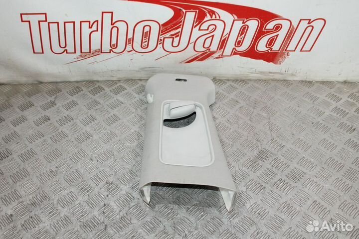 Накладка средней стойки левая VW Passat B6 B7