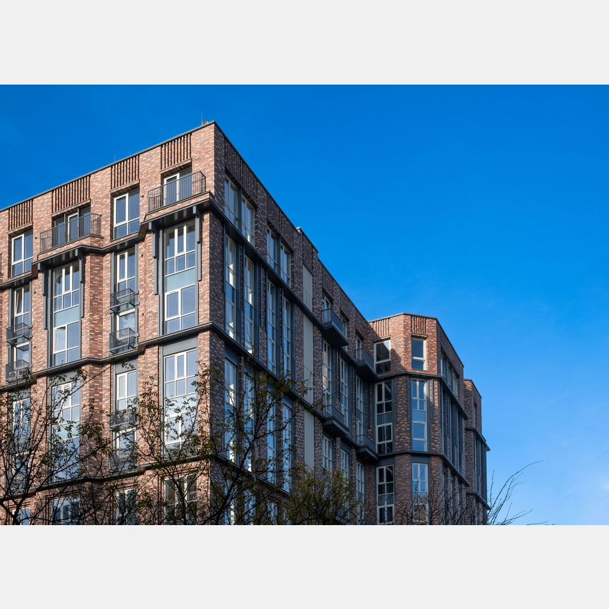 2-к. квартира, 79,6 м², 9/9 эт.