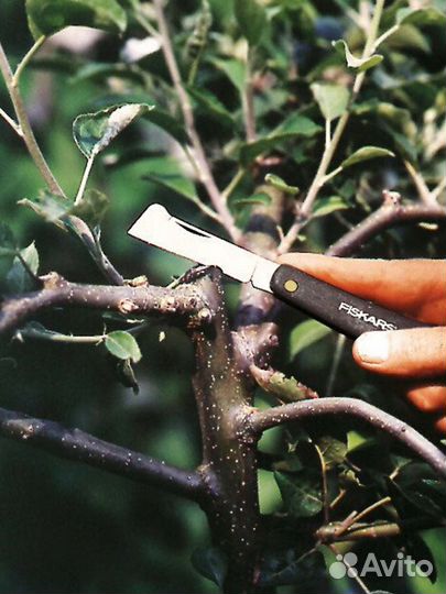 Нож для прививок K60 Fiskars 1001625