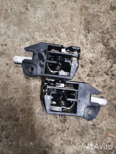 Ручка двери внутренняя Toyota Corolla 150 1ZR-FE