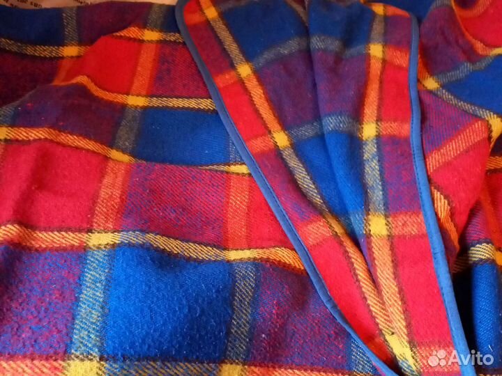 Одеяла, подушки