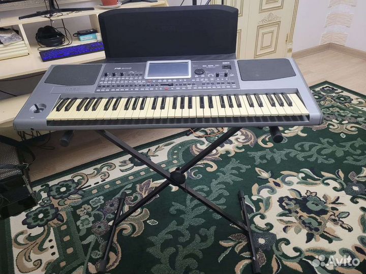 Синтезатор Korg PA 900