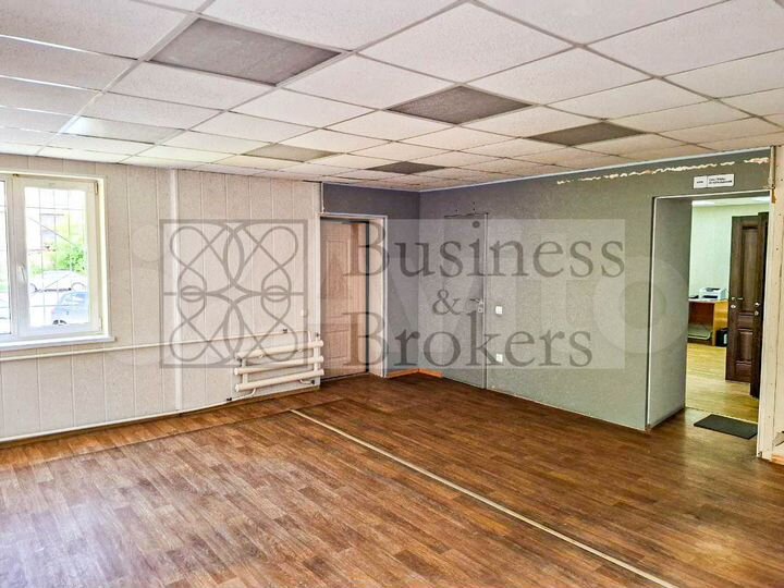 Торговая площадь, 56 м²