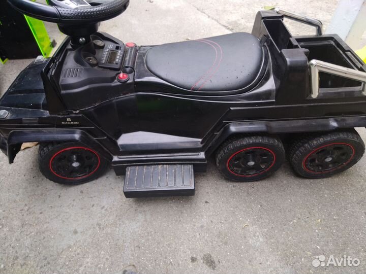 Машинка толокар