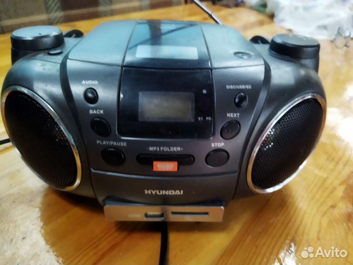 Музыкальный центр