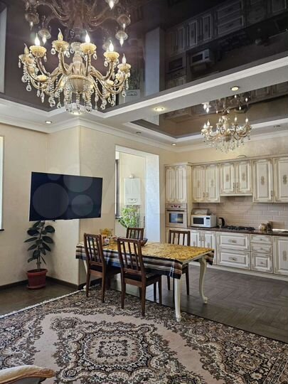 4-к. квартира, 100 м², 3/3 эт.