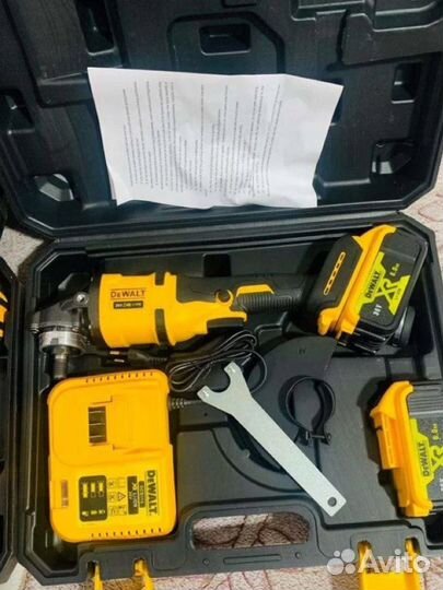 Аккумуляторная болгарка шуруповерт dewalt