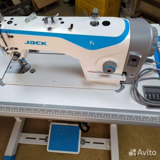 Швейная машина jack f4