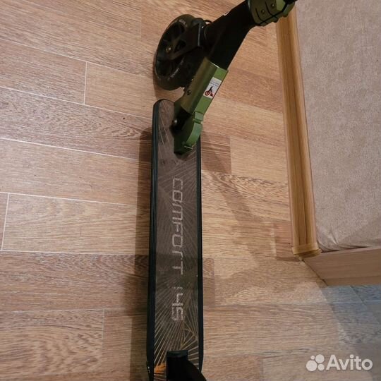 Самокат детский со светящимися колесами