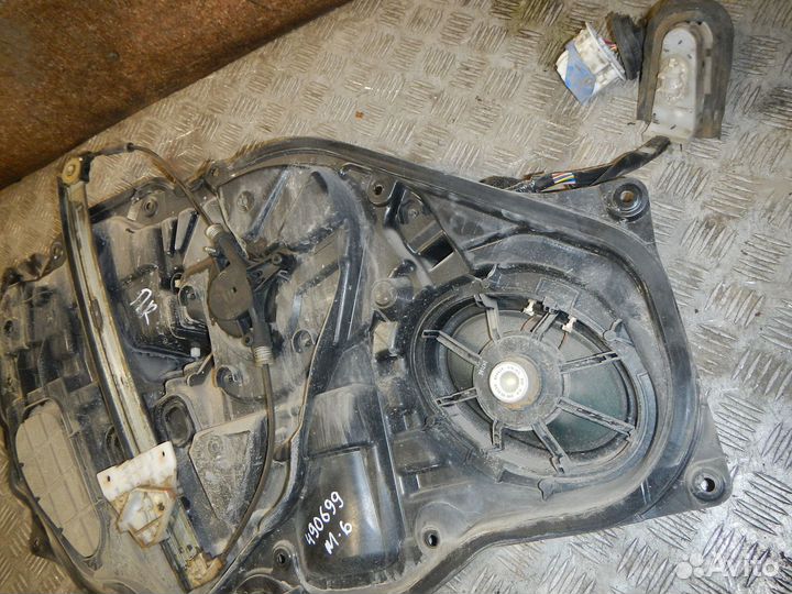 Стеклоподъемник электр.передний правый, Mazda (Маз