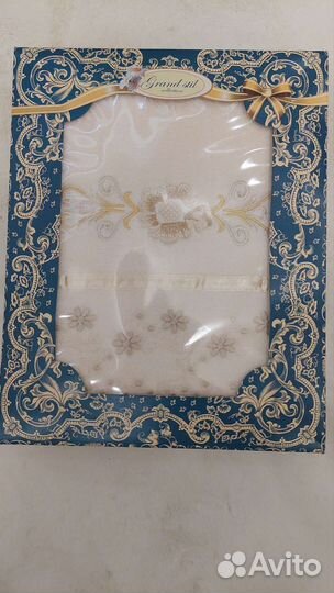 Полотенце банное махровое в подарочной упаковке