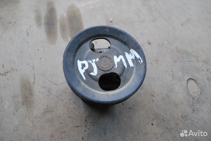 Насос гур Mitsubishi Pajero 2 6G72 1991