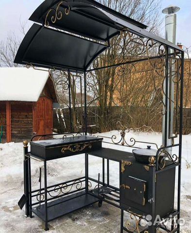 Мангал с крышей