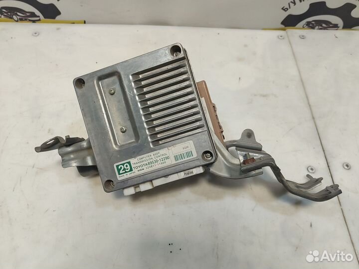 Блок управления ркпп Toyota Corolla 150 8953012290