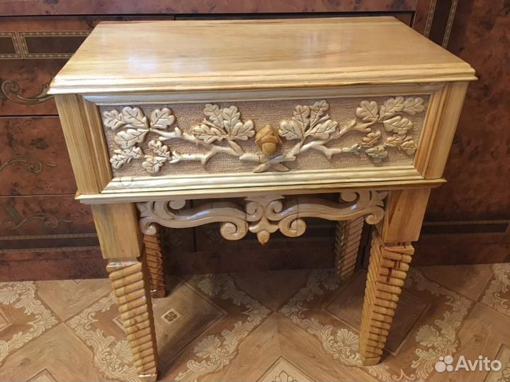 Туалетный столик (тумба) с зеркалом ручной работы