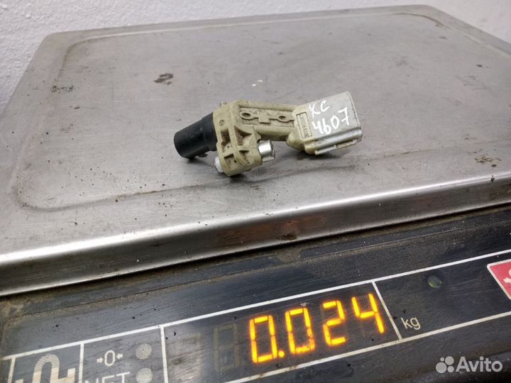 Датчик коленвала volkswagen golf 6