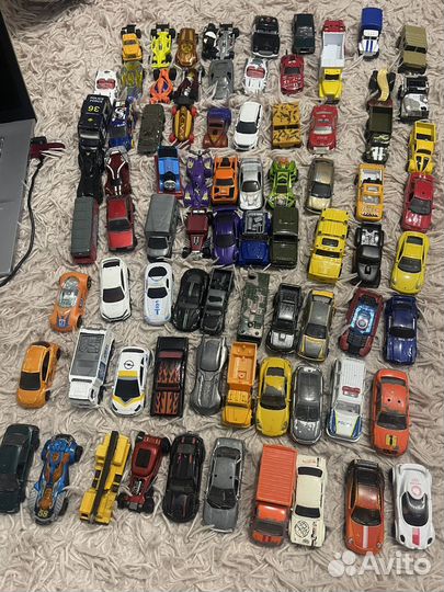 Продам детские машинки