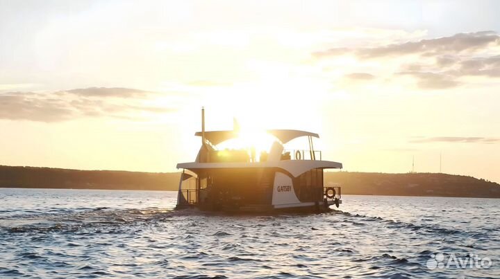 Пенная вечеринка на яхте